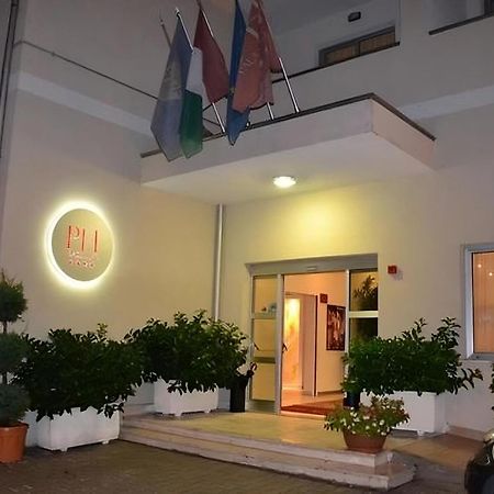 Hotel Palace Gioia Tauro Exterior foto